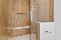 KeyRoyale-78_1-1-Pool-Bath-Shower-Glass-close-up-holmes-beach-anna-maria-island